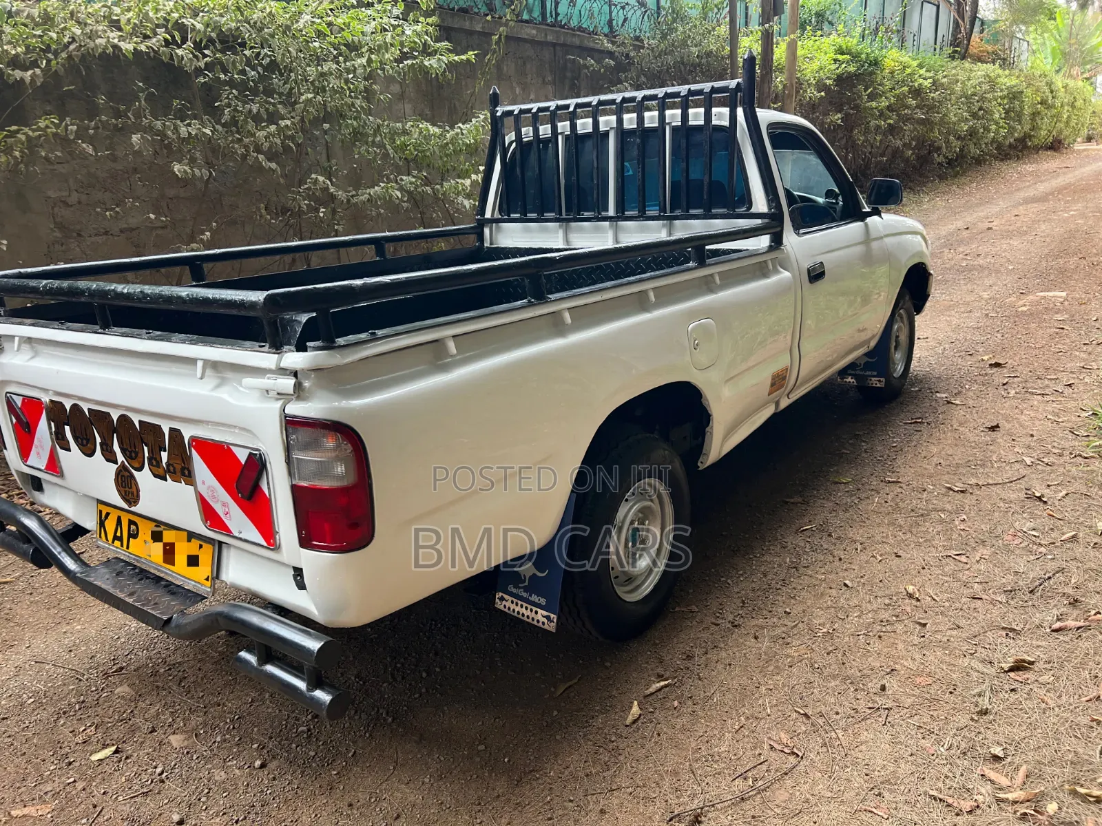 Toyota Hilux 2.5 2006 White