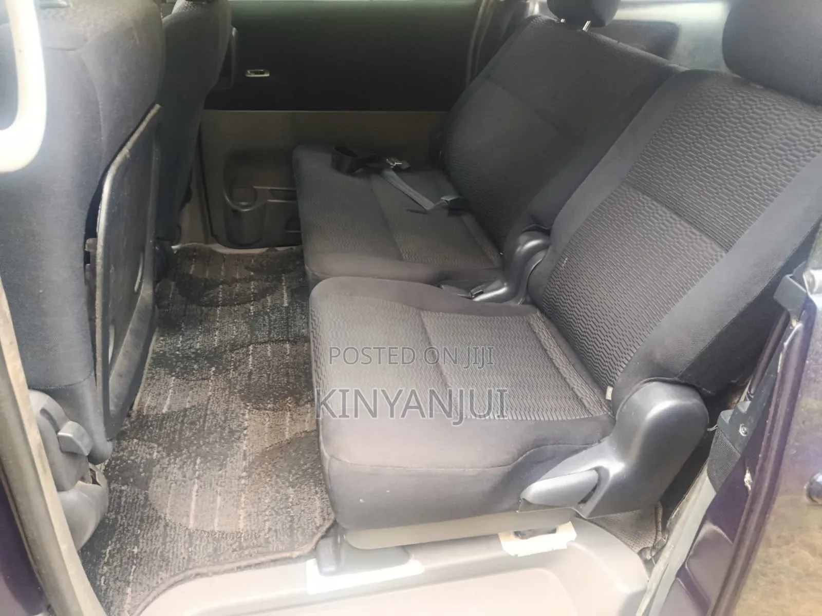 Toyota Voxy 2006 Blue