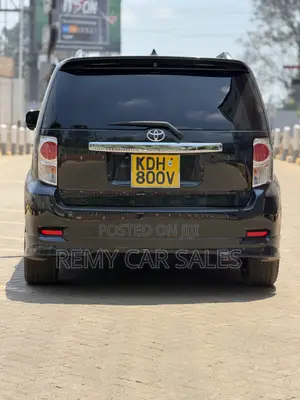 Toyota Corolla Rumion 2015 Black