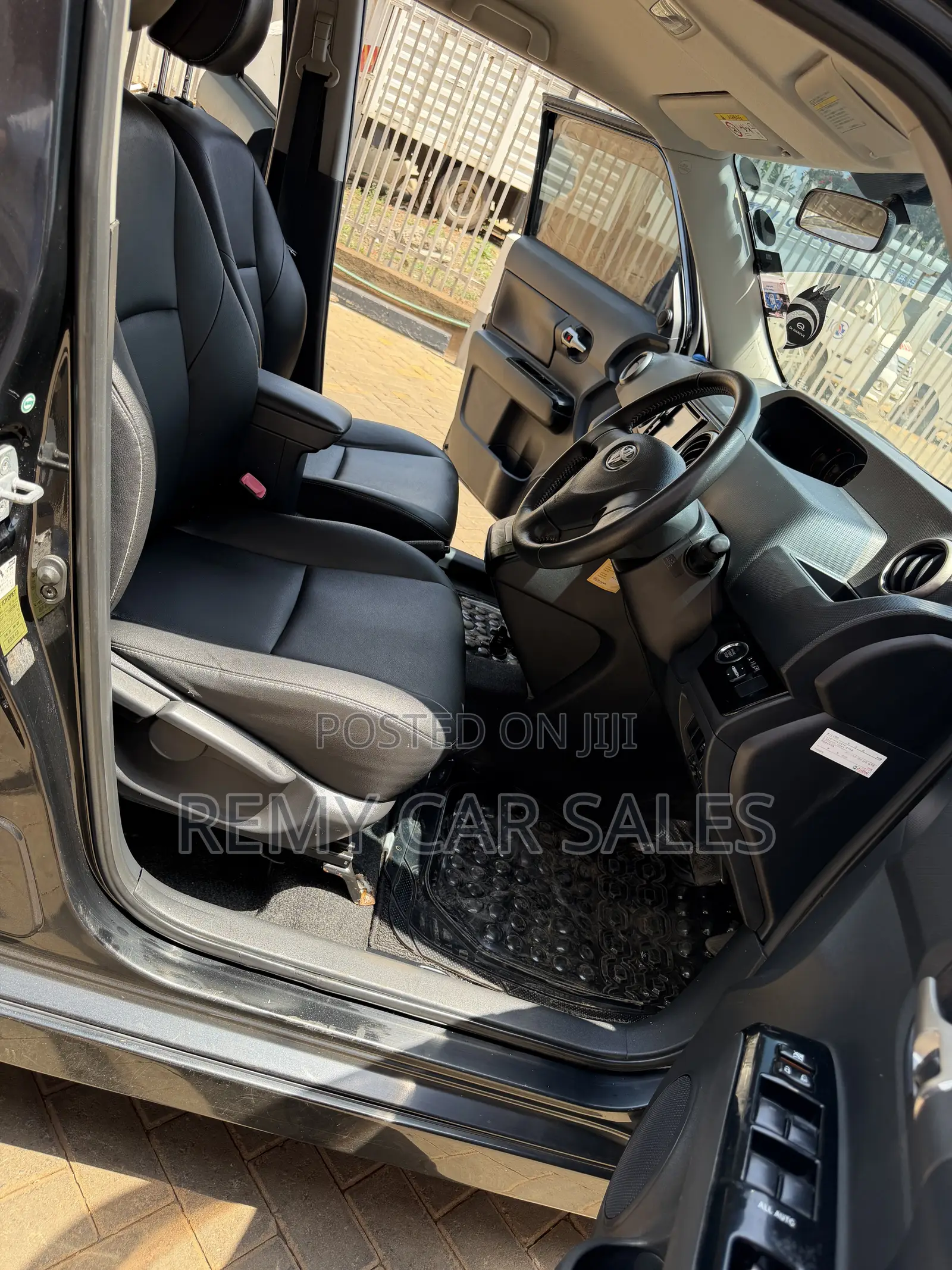 Toyota Corolla Rumion 2015 Black