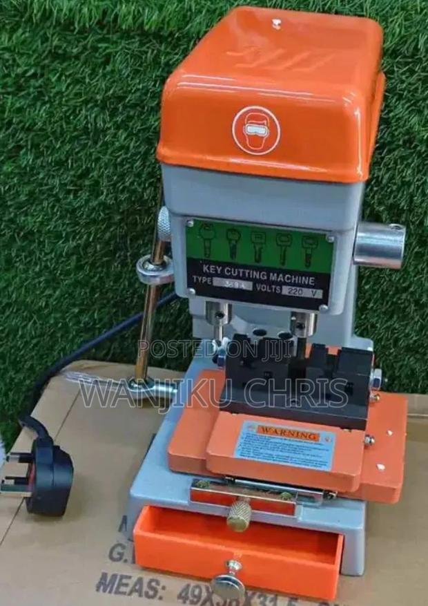 Proffesional Key Cutting Machine - main view