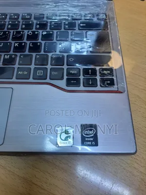 Laptop Fujitsu 8GB Intel Core i5 HDD 500GB