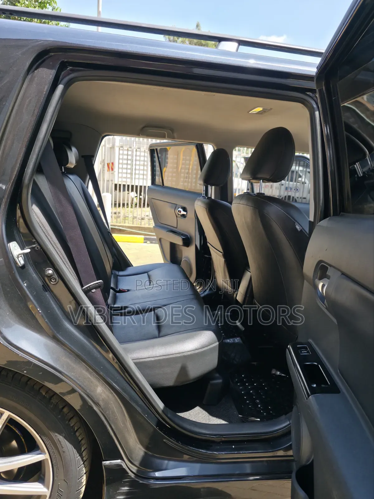 Toyota Rumion 2025 Black