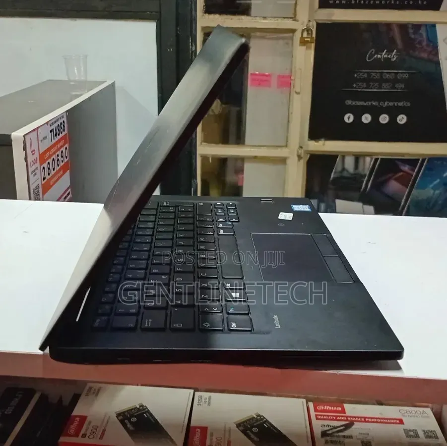 Laptop Dell Latitude 7390 8GB Intel Core i5 SSD 256GB