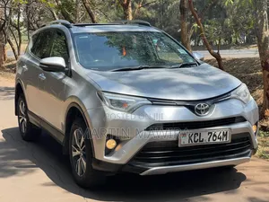 Toyota RAV4 2016 Silver