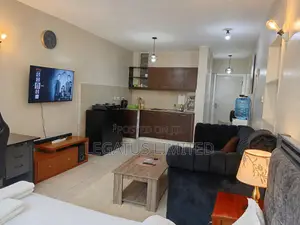 Spacious Rongai Studio With Pool | Parking | WiFi