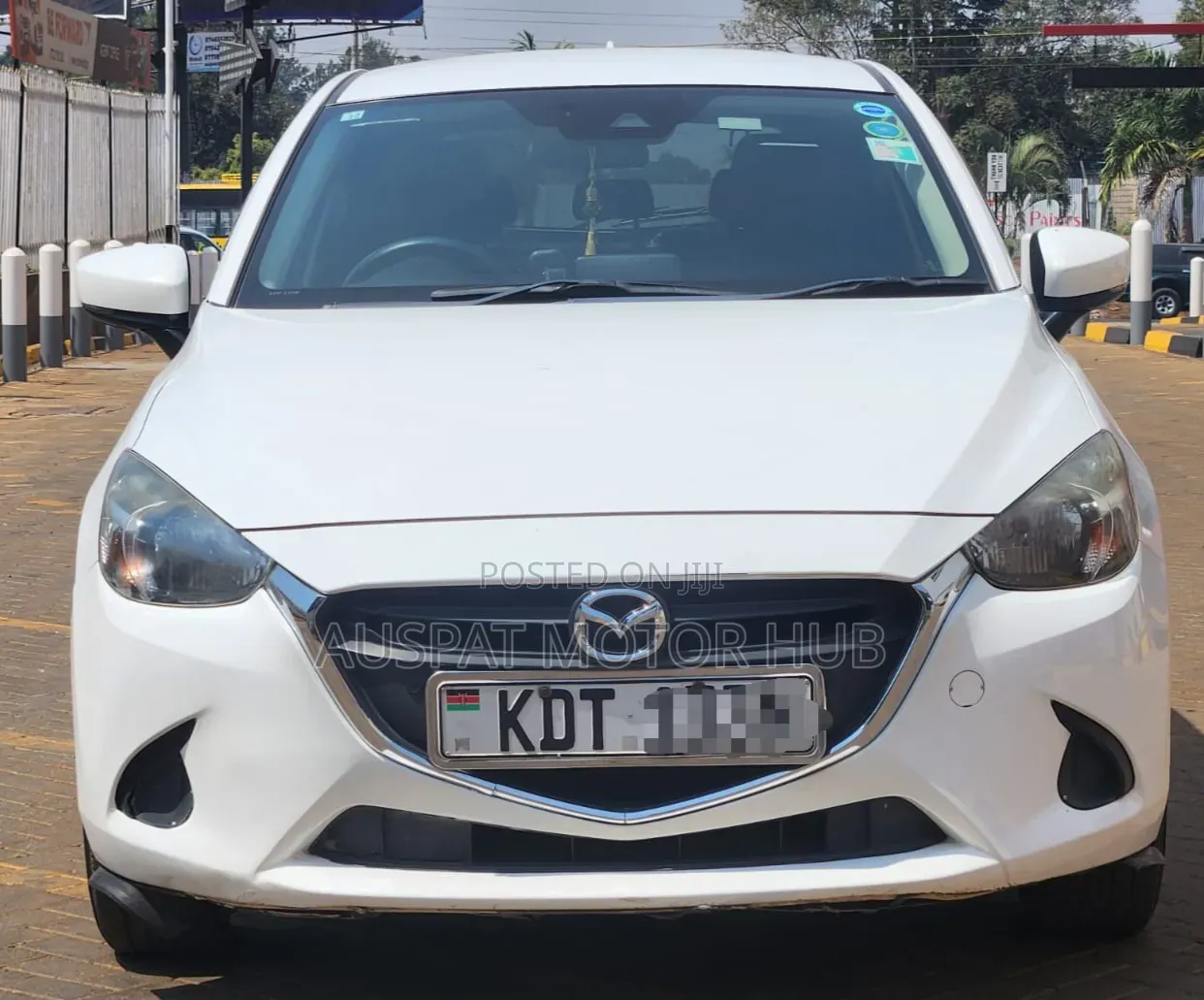 Mazda Demio 2018 White