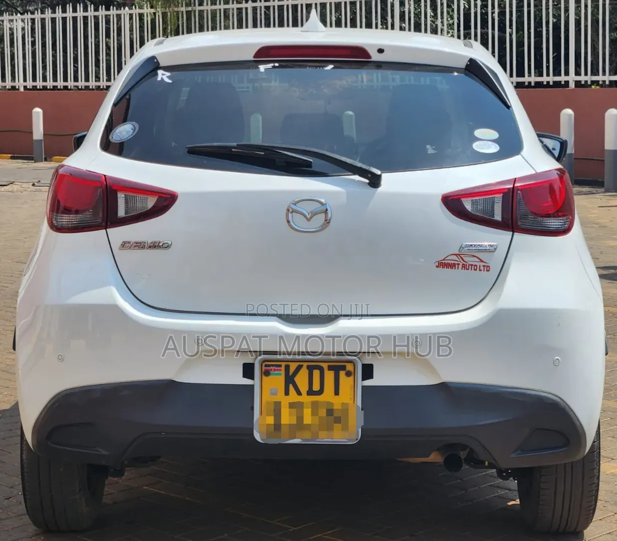 Mazda Demio 2018 White