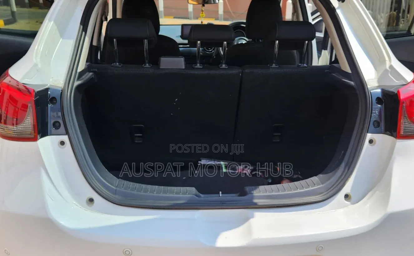 Mazda Demio 2018 White