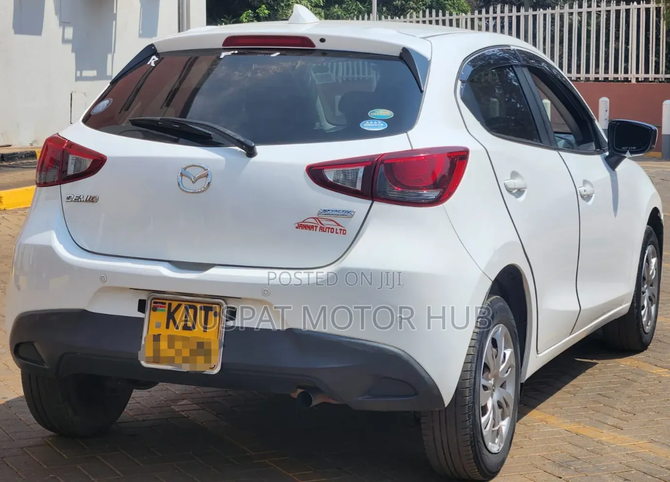 Mazda Demio 2018 White