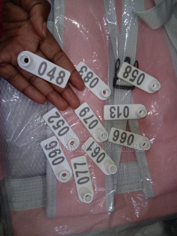 Ear Tags - Tear-Resistant Ear Tags - main view