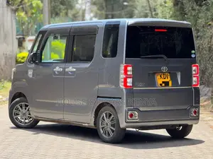 Toyota Pixis Epoch 2018 Silver