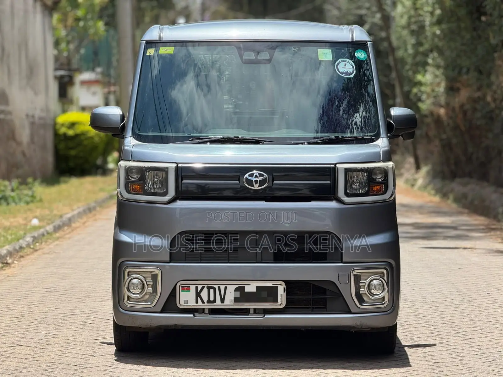 Toyota Pixis Epoch 2018 Silver
