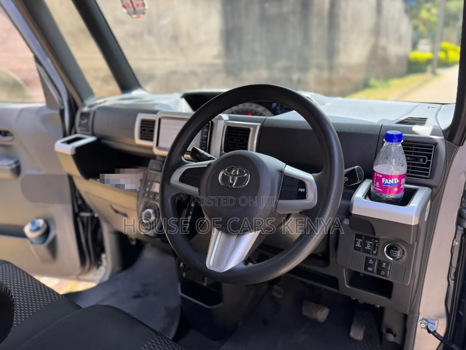 Toyota Pixis Epoch 2018 Silver