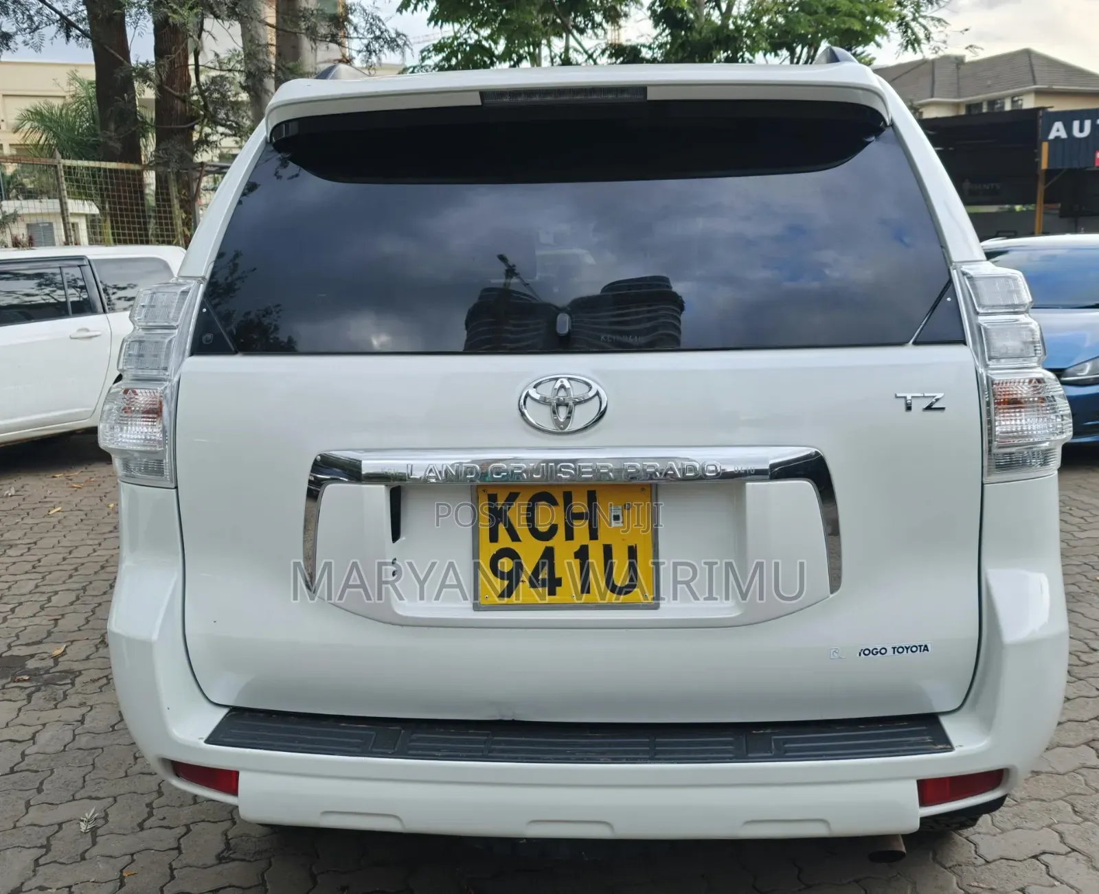 Toyota Land Cruiser Prado 4.0 Petrol GX-R 2013 White