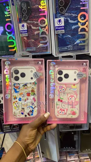 Pink Hello Kitty iPhone 17 Pro Case a Transparent Glitter Backing
