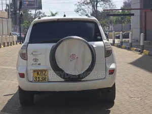 Toyota RAV4 2007 White