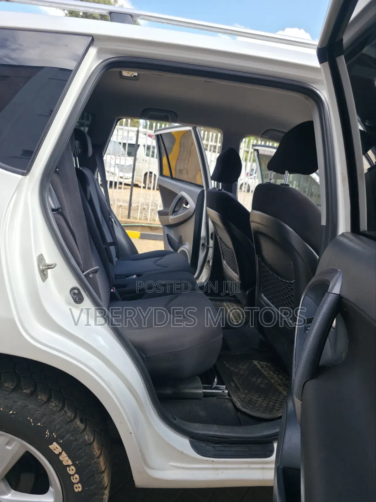 Toyota RAV4 2007 White