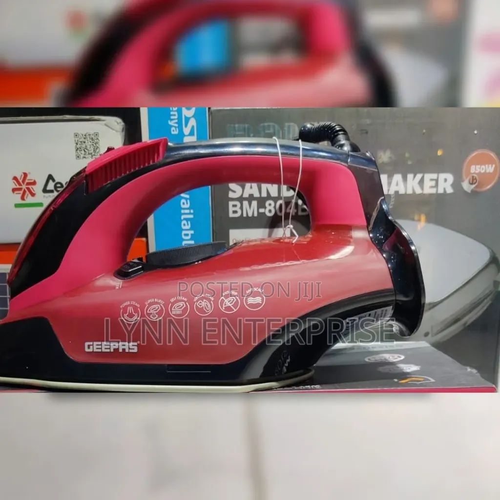 Geepas Heavy Duty Ceramic Wet and Dry Steam Iron 3100W GSI24026