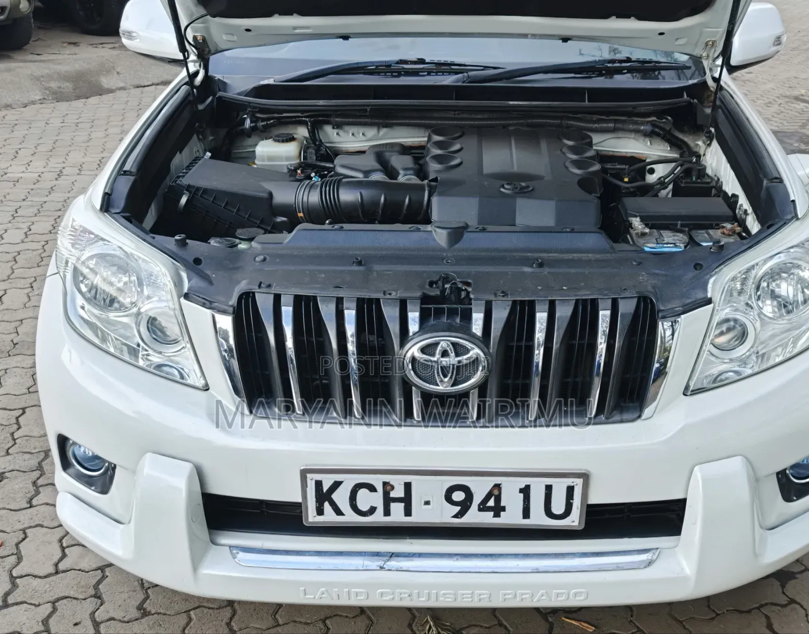 Toyota Land Cruiser Prado 4.0 Petrol GX-R 2013 White