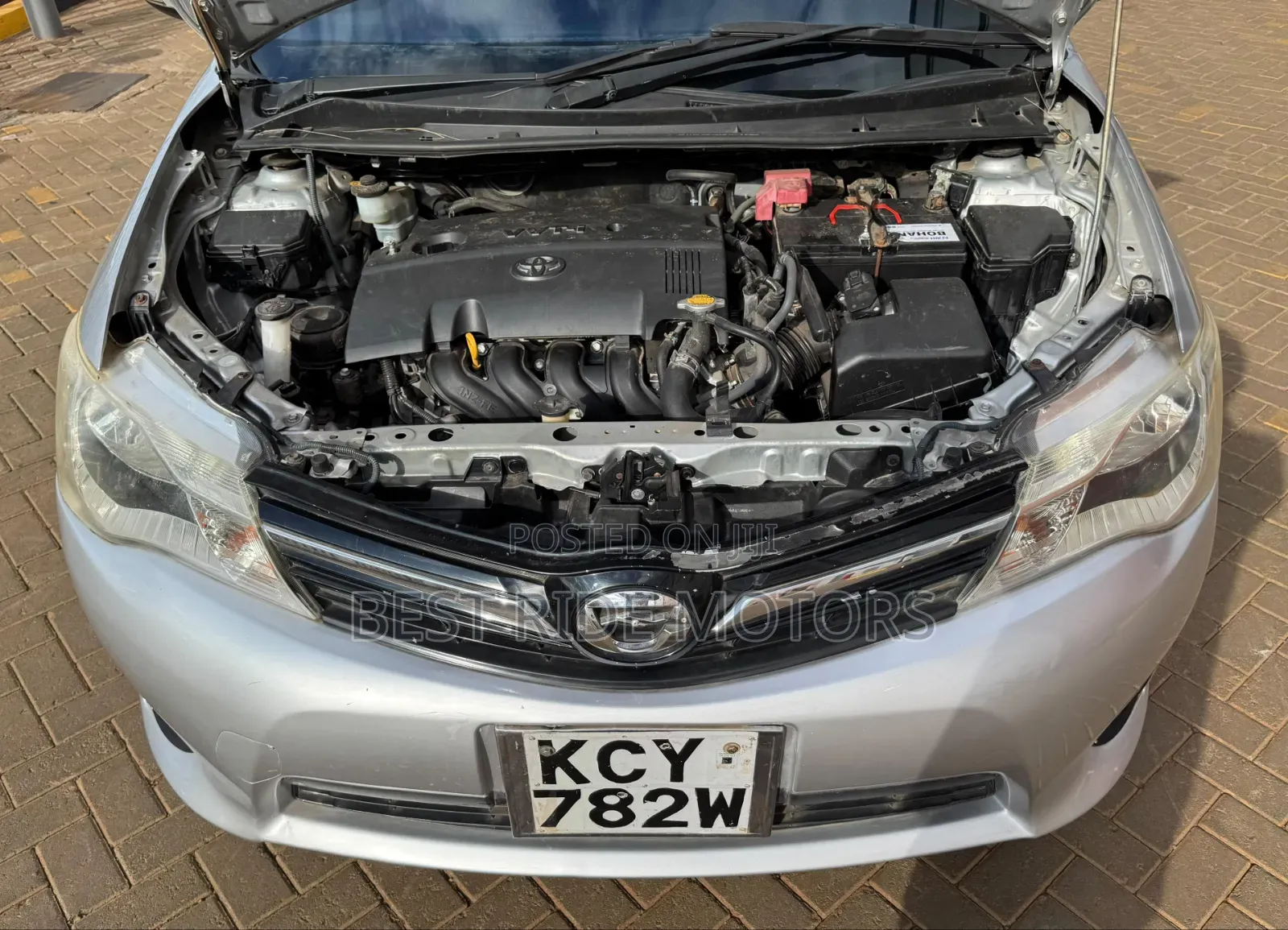 Toyota Corolla Fielder 1.5 Petrol FWD 2013 Silver