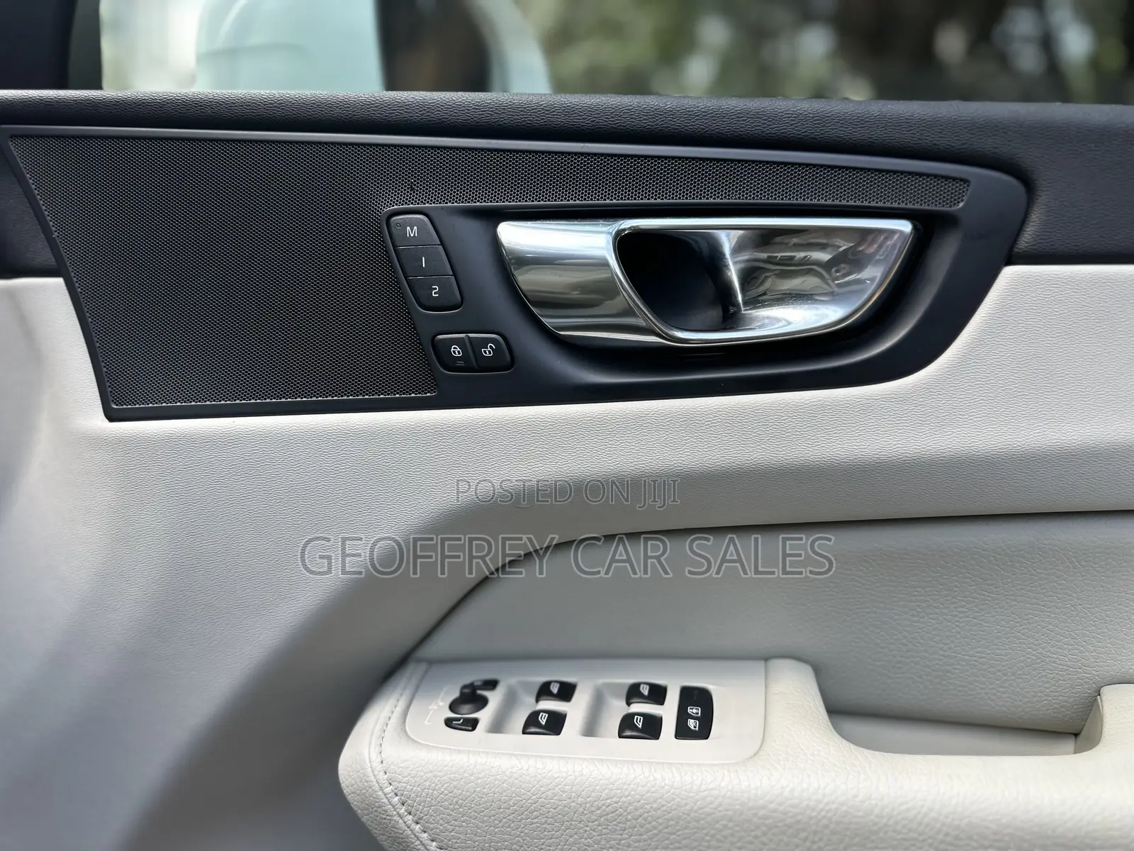 Volvo XC60 2020 White