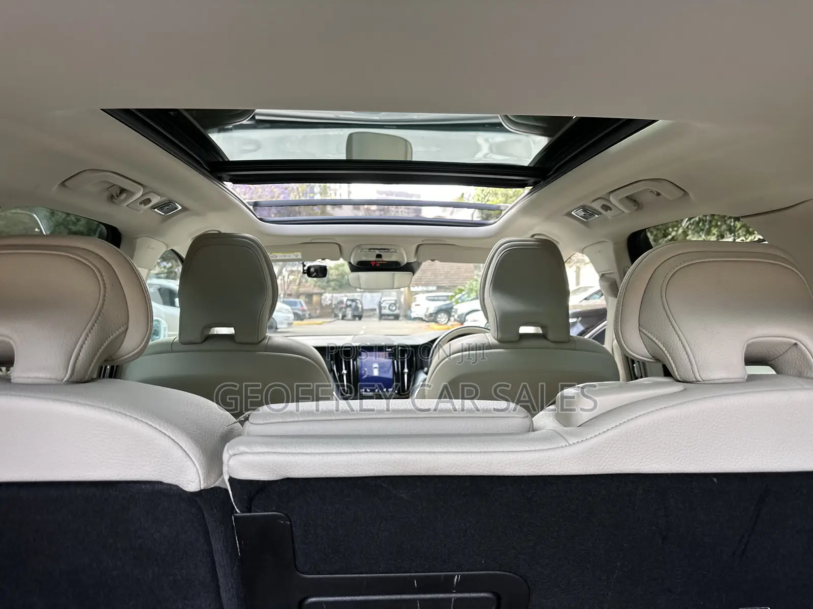 Volvo XC60 2020 White