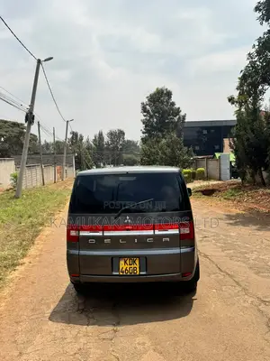 Mitsubishi Delica 2015 Gray