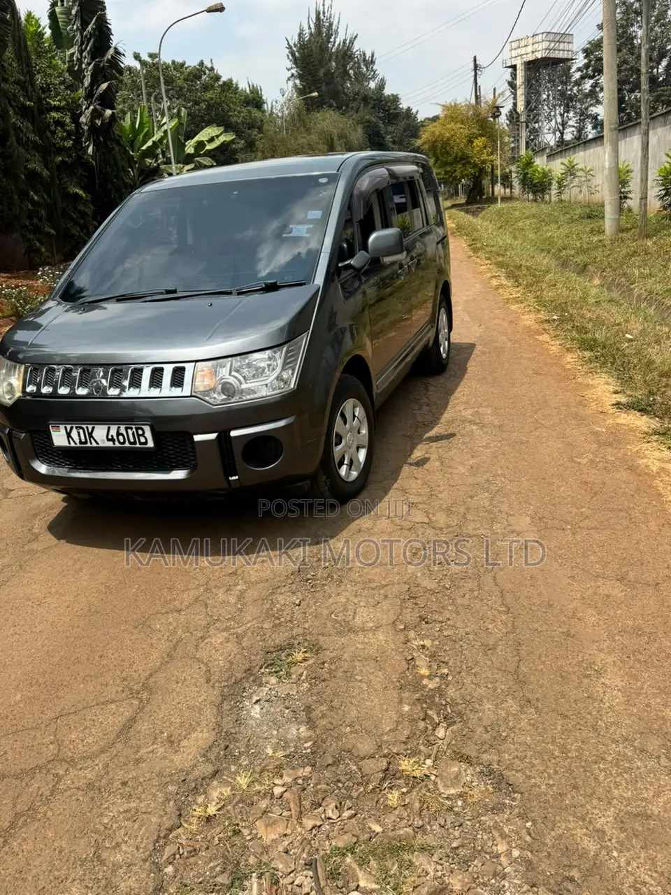 Mitsubishi Delica 2015 Gray