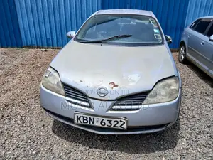 Nissan Primera 2004 Silver