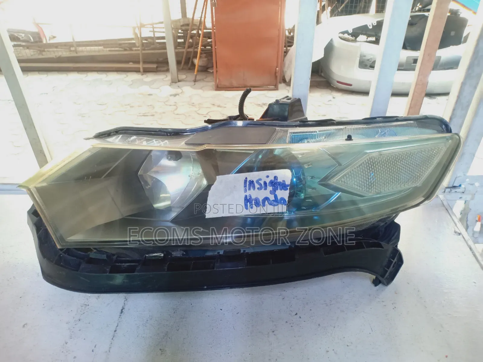 Honda Insight 2012 Headlight