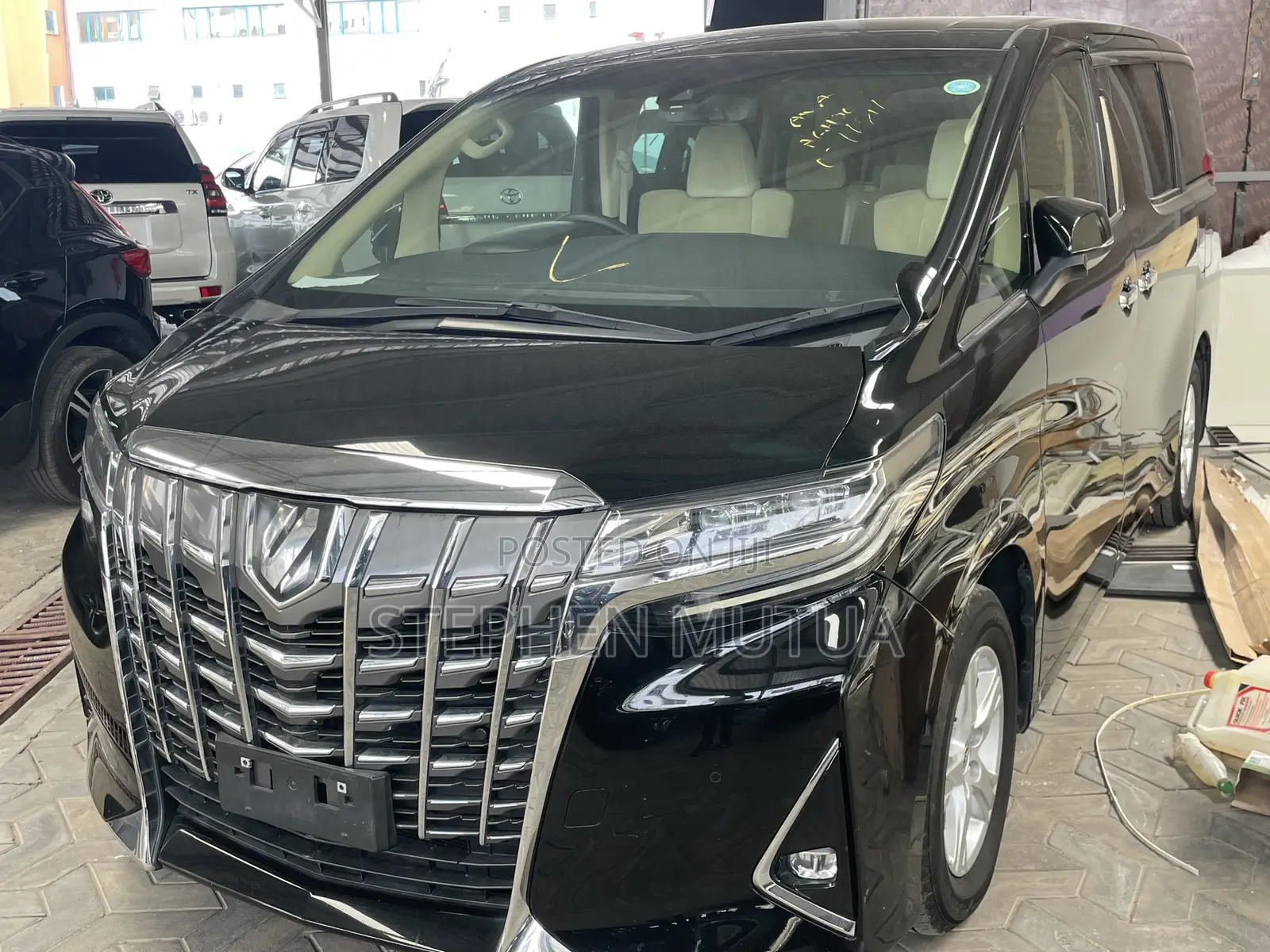 Toyota Alphard 2.5 Petrol FWD 2019 Black