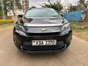 Toyota Harrier 2.0 2014 Black