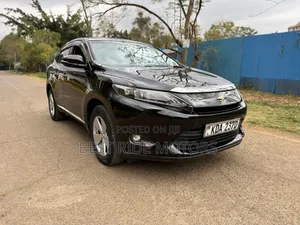 Toyota Harrier 2.0 2014 Black