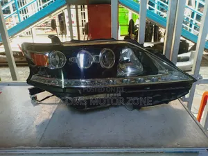 Lexus RX 270/350 Headlight