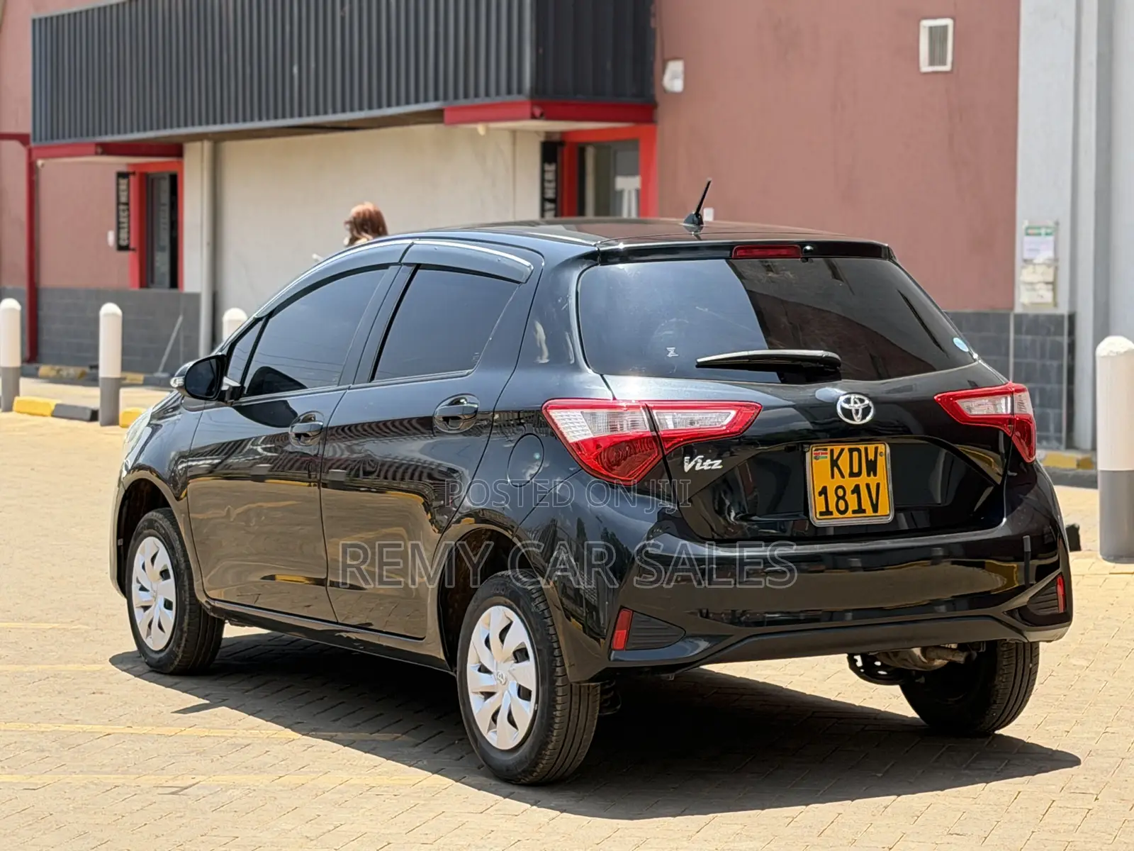 Toyota Vitz 2018 Black