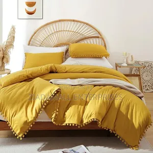*Pom-Pom Laced Design Luxury Duvet Cover
