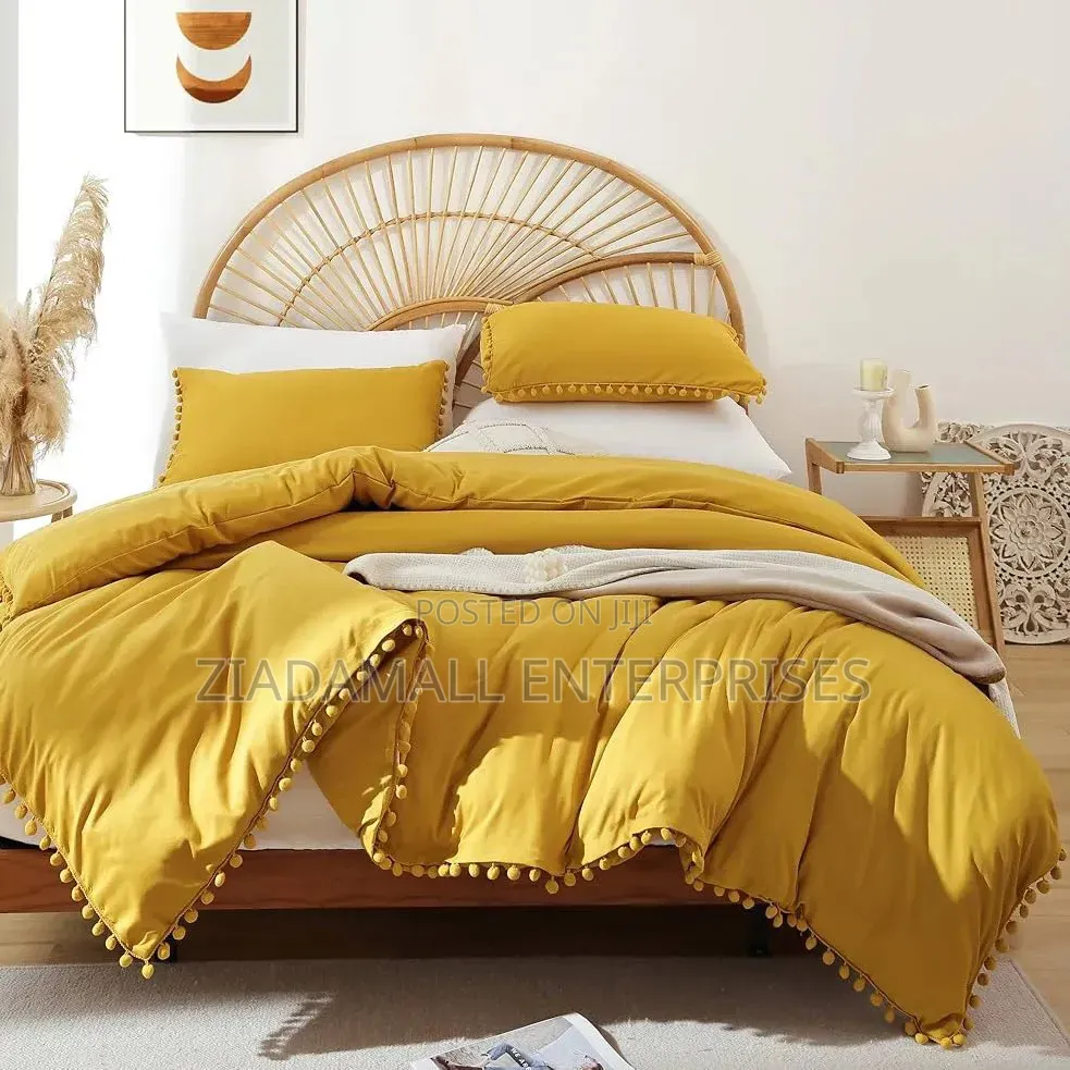*Pom-Pom Laced Design Luxury Duvet Cover