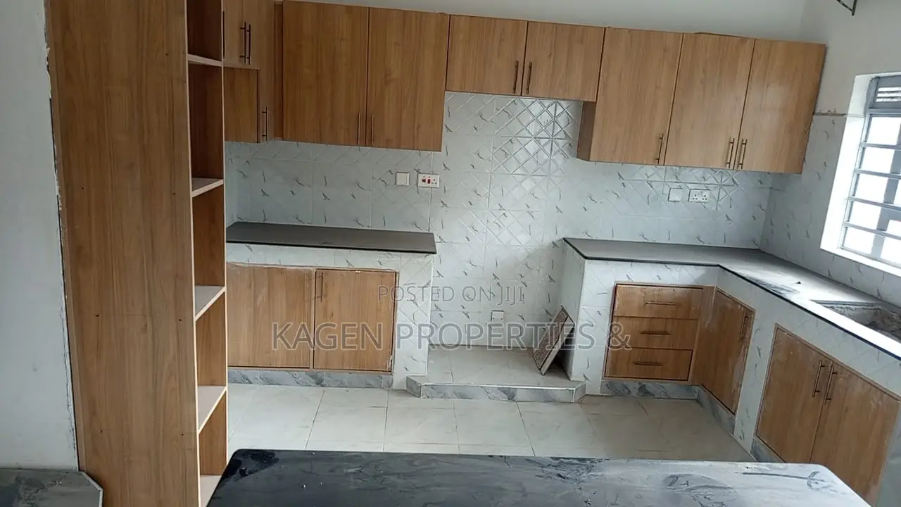 3bdrm Bungalow in Matasia for sale