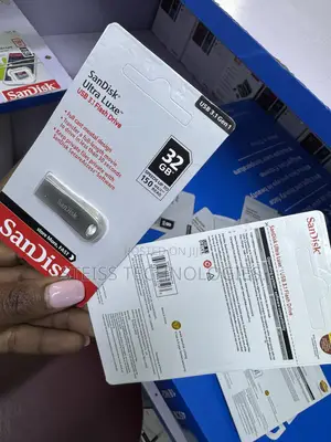 32gb Metallic Sandisk Flashdisk