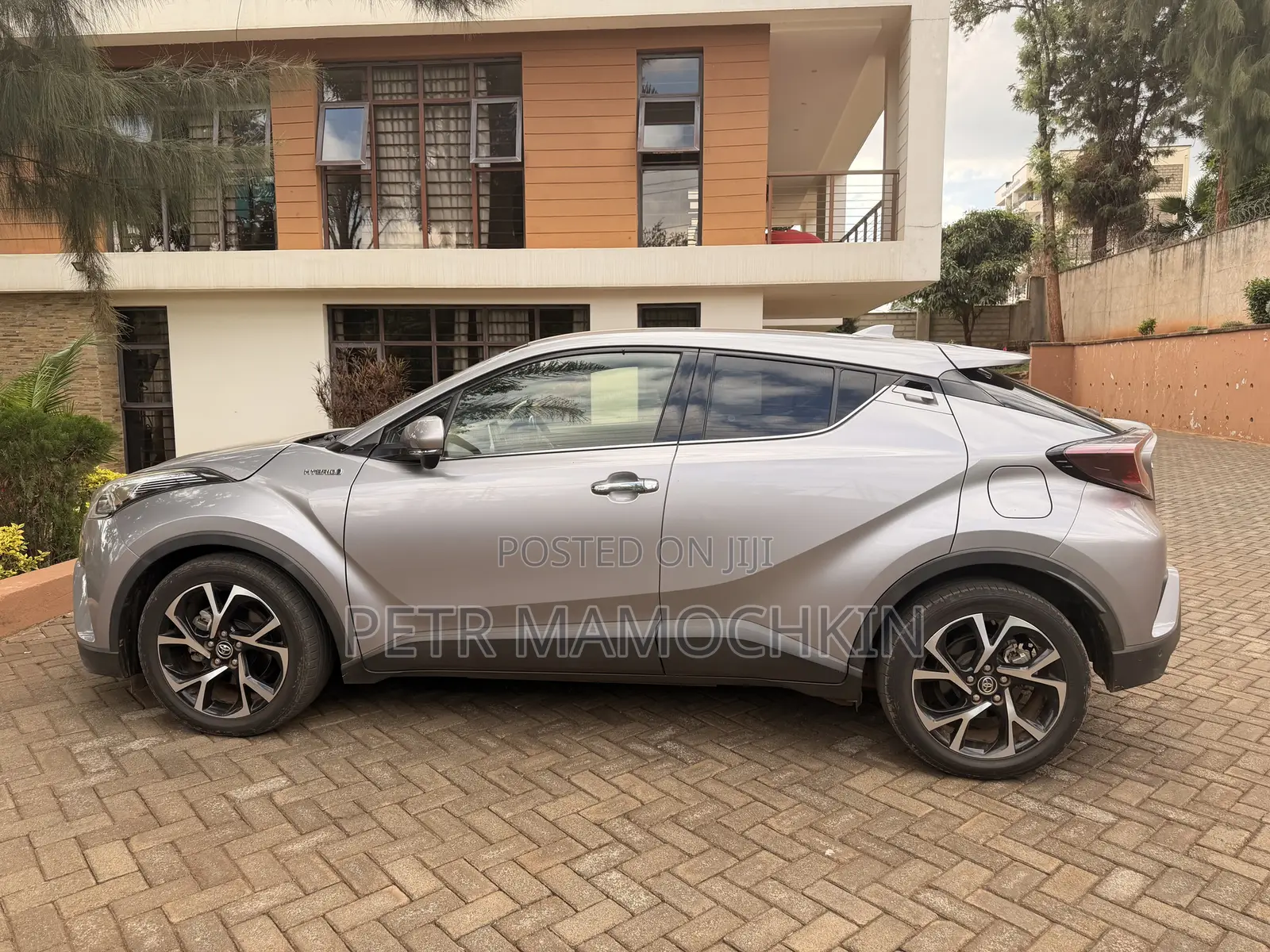 Toyota C-HR 2018 Silver