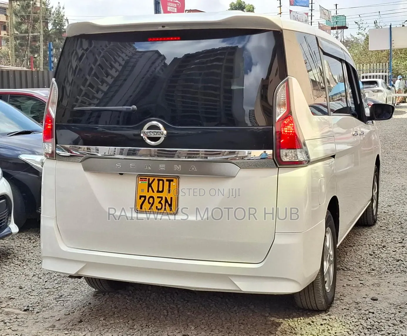 Nissan Serena 2016 White