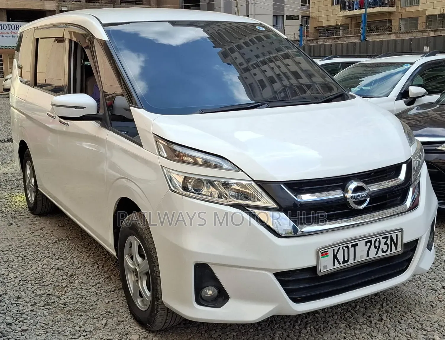 Nissan Serena 2016 White