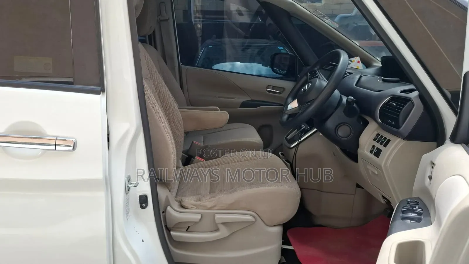 Nissan Serena 2016 White