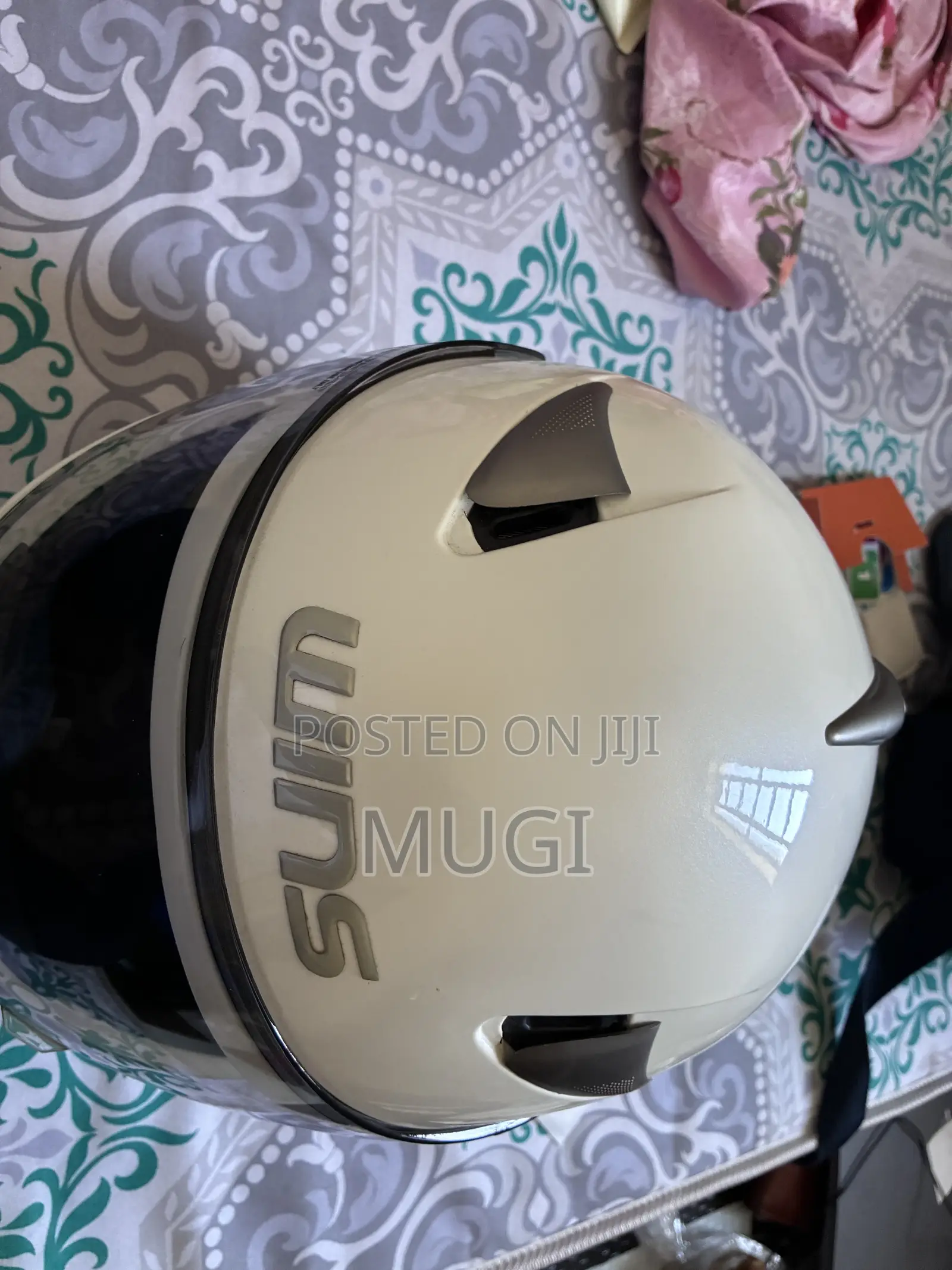 Wins Helmet