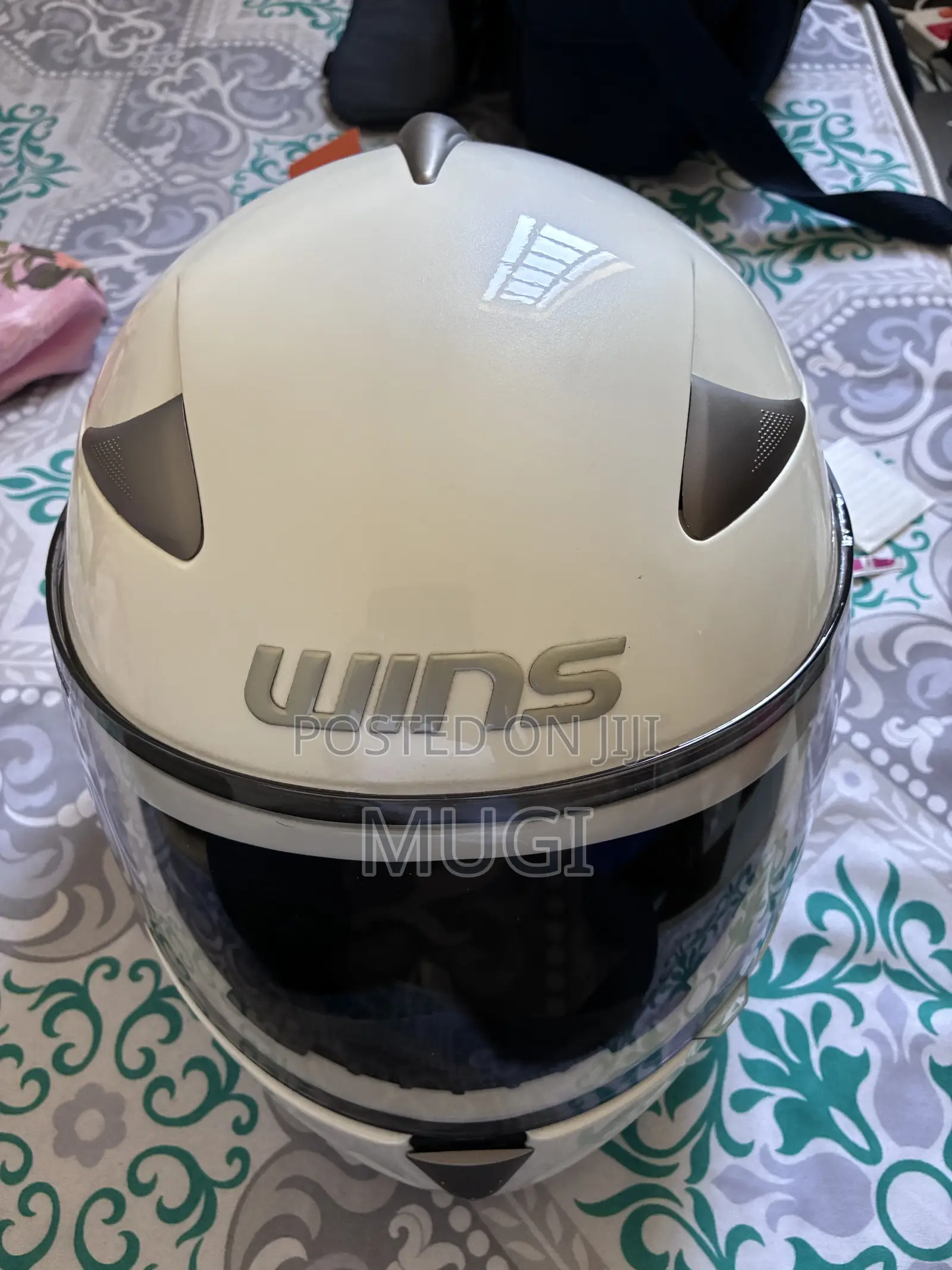Wins Helmet
