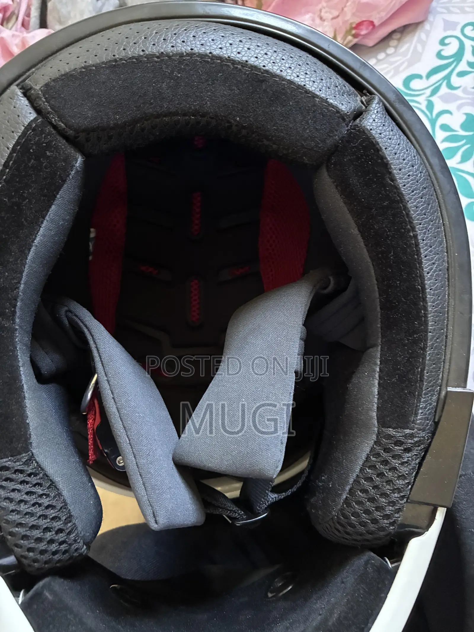 Wins Helmet