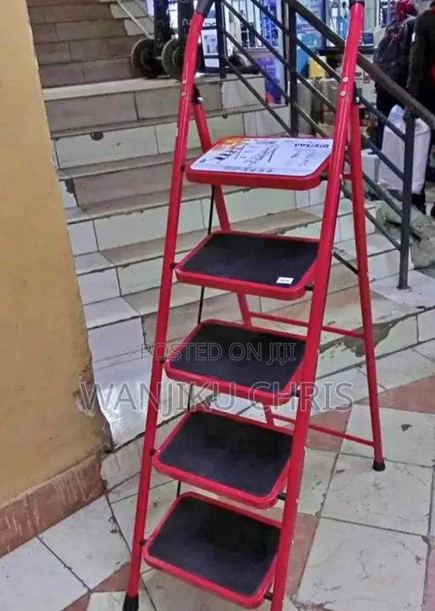 5 Step Ladder - main view