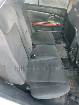 Toyota Harrier 2005 White
