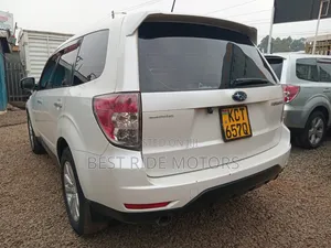 Subaru Forester 2012 Pearl
